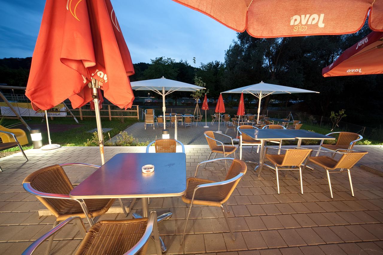 Jufa Hotel ไลบ์นิทซ์ ภายนอก รูปภาพ